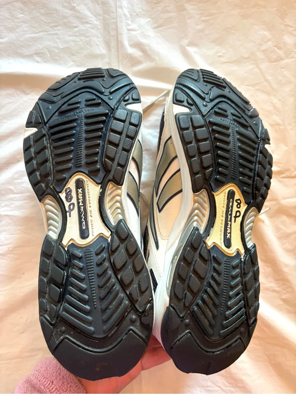 Reebok Navy & White DMX Versasport 4 2010 Sneakers SZ 9.5 Gently Worn